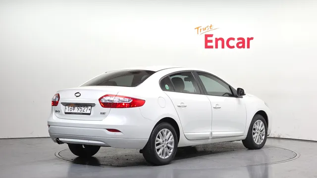 Renault SM3