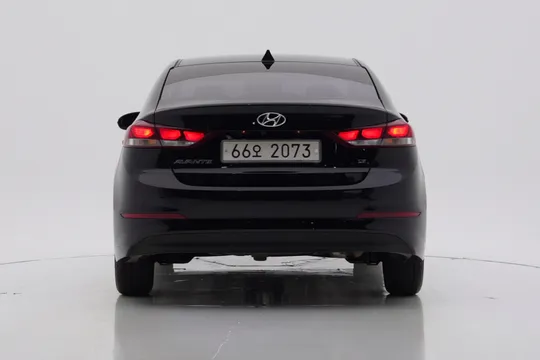 Hyundai Elantra (Avante)