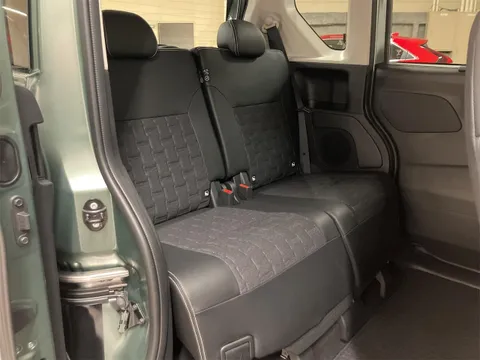 Mitsubishi Delica Mini