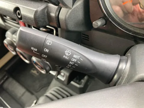 Suzuki Jimny Sierra