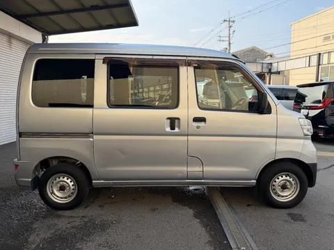 Daihatsu Hijet Cargo