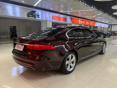 Jaguar XFL