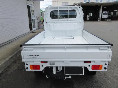 Mitsubishi Minicab Truck