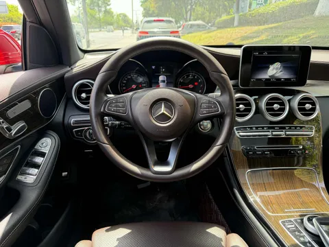 Mercedes-Benz Mercedes-Benz GLC
