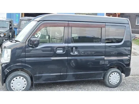 Mitsubishi Minicab Van