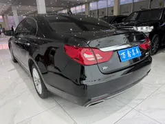 Hongqi H7