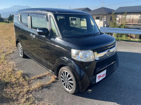 Honda N-BOX Slash