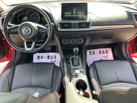 Mazda Mazda 3