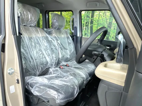 Mitsubishi Delica Mini
