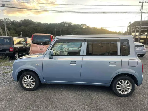 Suzuki Alto Lapin