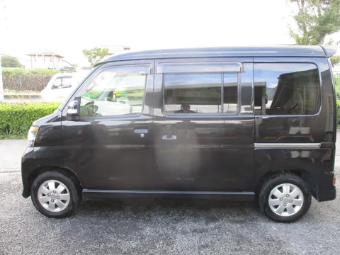 Daihatsu Atrai Wagon