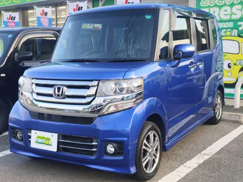 Honda N-BOX Custom