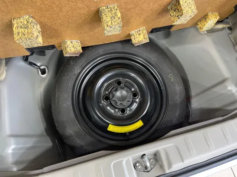 Toyota Pixis Space