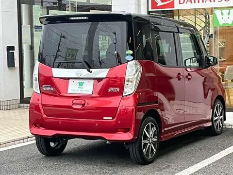 Nissan Dayz Roox