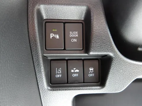 Suzuki Spacia Gear