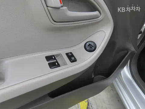 Kia Deluxe