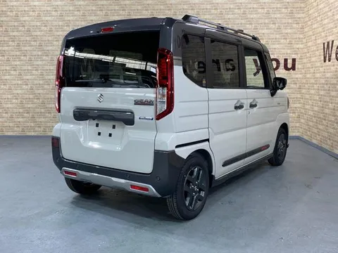 Suzuki Spacia Gear