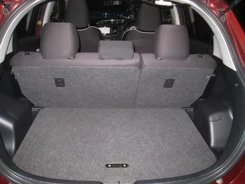 Toyota Yaris (Vitz)