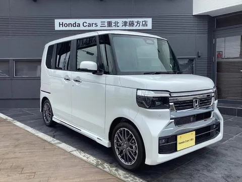 Honda N-BOX Custom