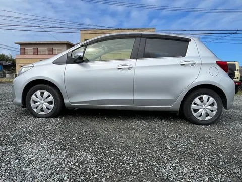 Toyota Yaris (Vitz)