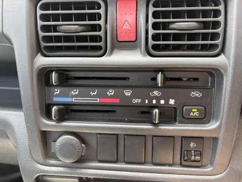 Nissan Clipper Truck