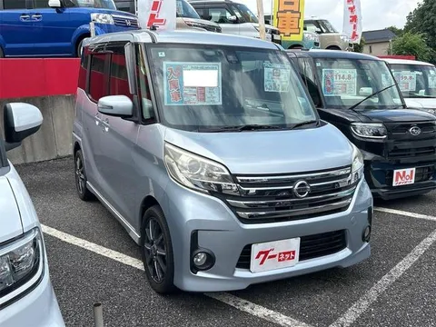 Nissan Dayz Roox