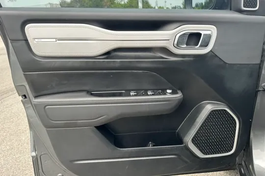Geely Icon