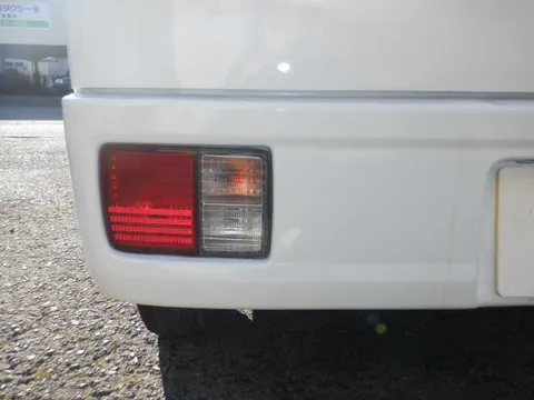 Mitsubishi Minicab Van