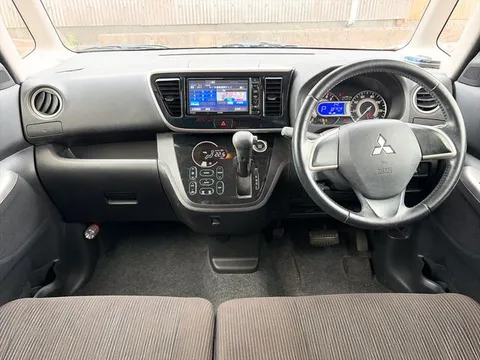 Mitsubishi eK Space Custom