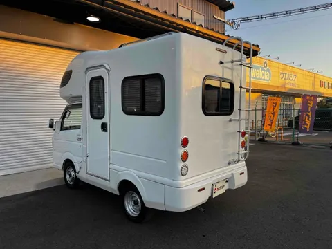 Mazda Scrum Truck