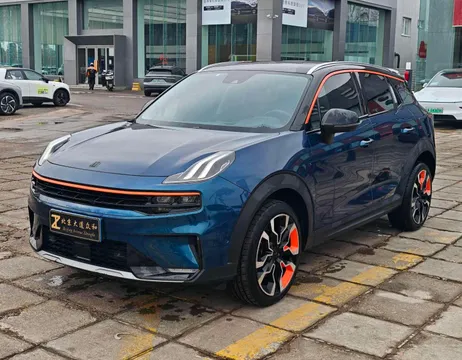 Lynk & Co Lynk & Co 06