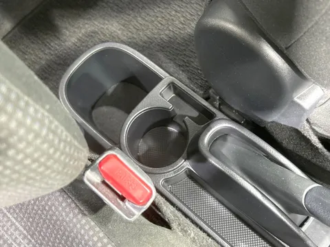 Toyota Yaris (Vitz)