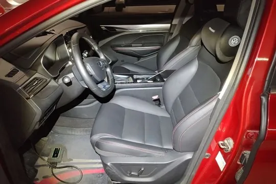 Geely Binray