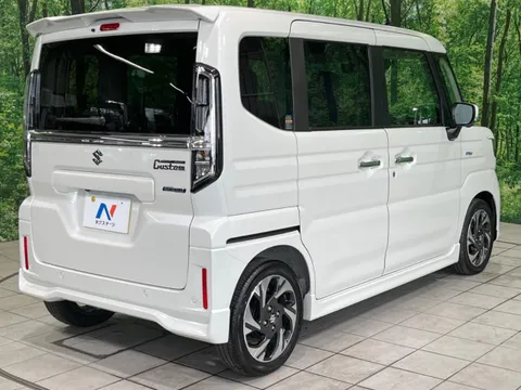 Suzuki Spacia Custom