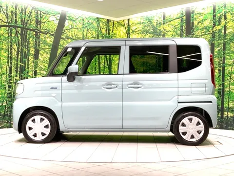 Suzuki Spacia