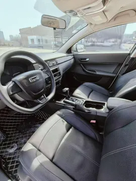 Qoros 3