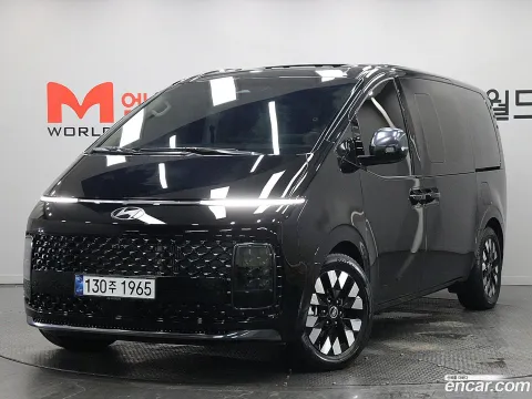 Hyundai Staria