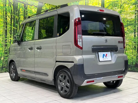 Suzuki Spacia Gear