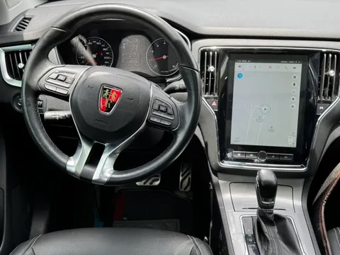 Roewe RX5