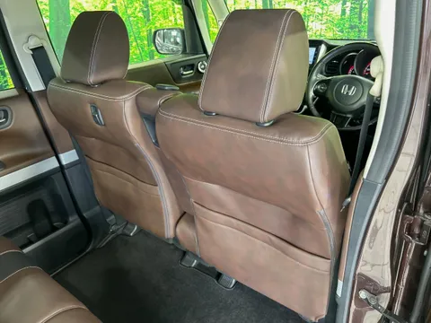 Honda N-BOX Slash