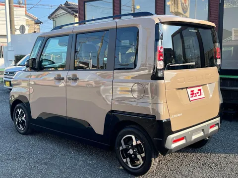 Mitsubishi Delica Mini