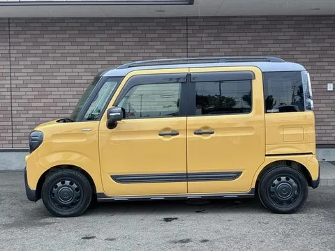 Suzuki Spacia Gear