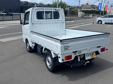 Nissan Clipper Truck