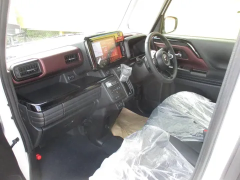Suzuki Spacia Custom