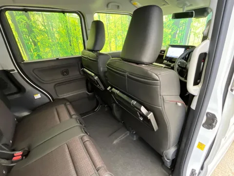 Suzuki Spacia Custom