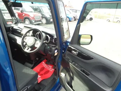 Honda N-BOX Plus Custom