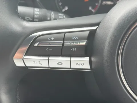 Mazda MAZDA3 Fastback