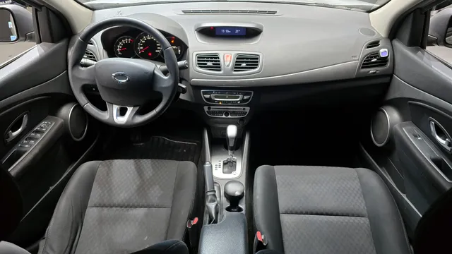Renault SM3