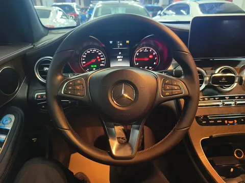 Mercedes-Benz Mercedes-Benz GLC