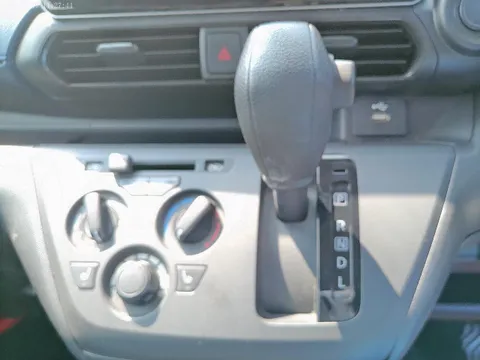 Mitsubishi eK X